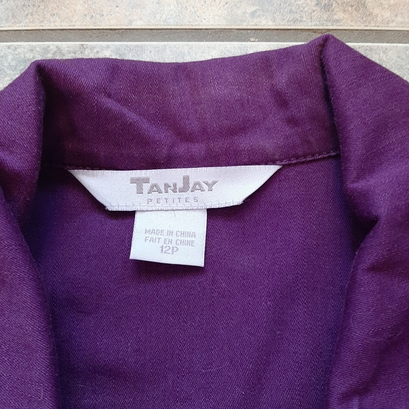 Tan Jay - Picture 2 of 5